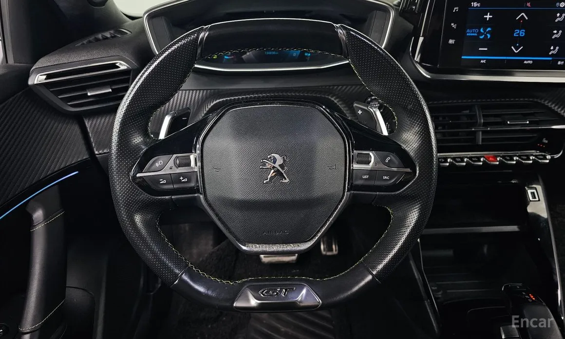 Фото 13 - Peugeot 2008