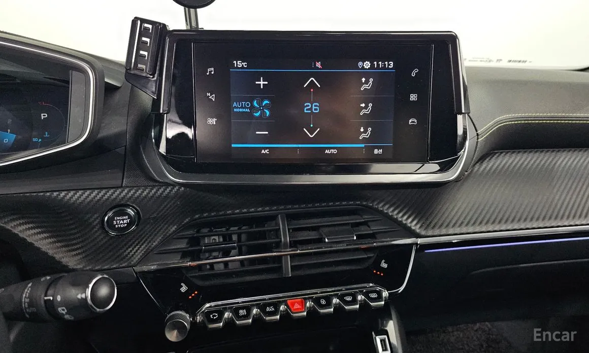 Фото 14 - Peugeot 2008