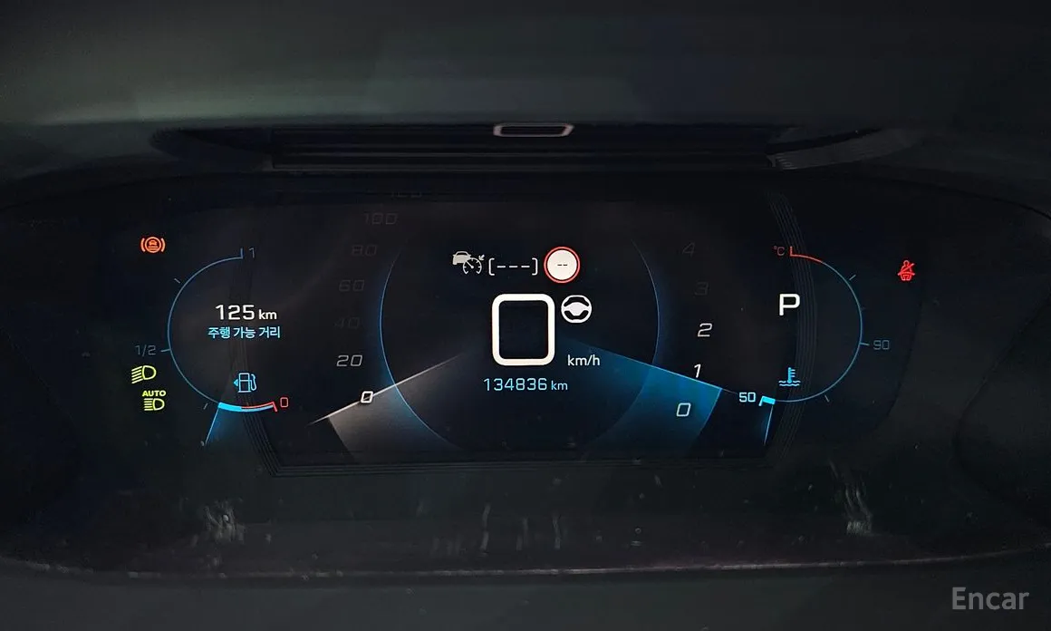 Фото 8 - Peugeot 2008