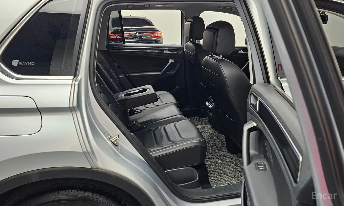 Фото 12 - Volkswagen Tiguan