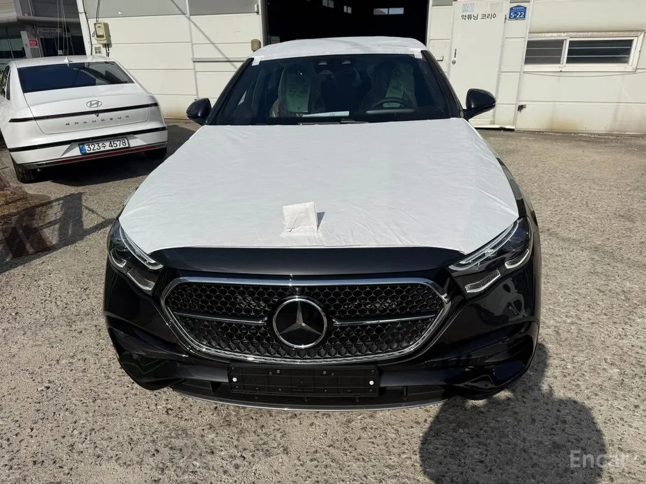 Фото 1 - Mercedes-Benz E-Class