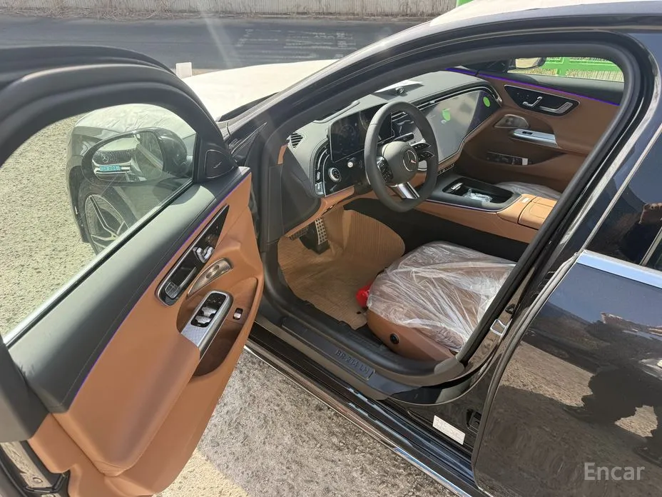 Фото 8 - Mercedes-Benz E-Class