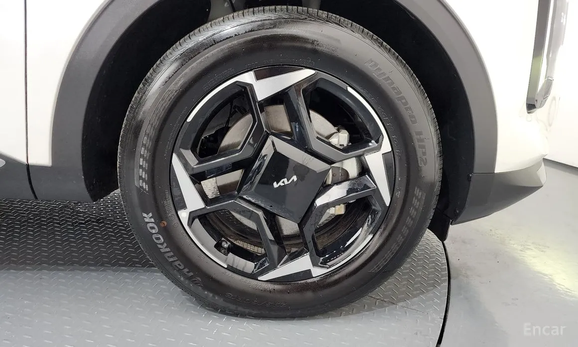 Фото 5 - Kia Sportage