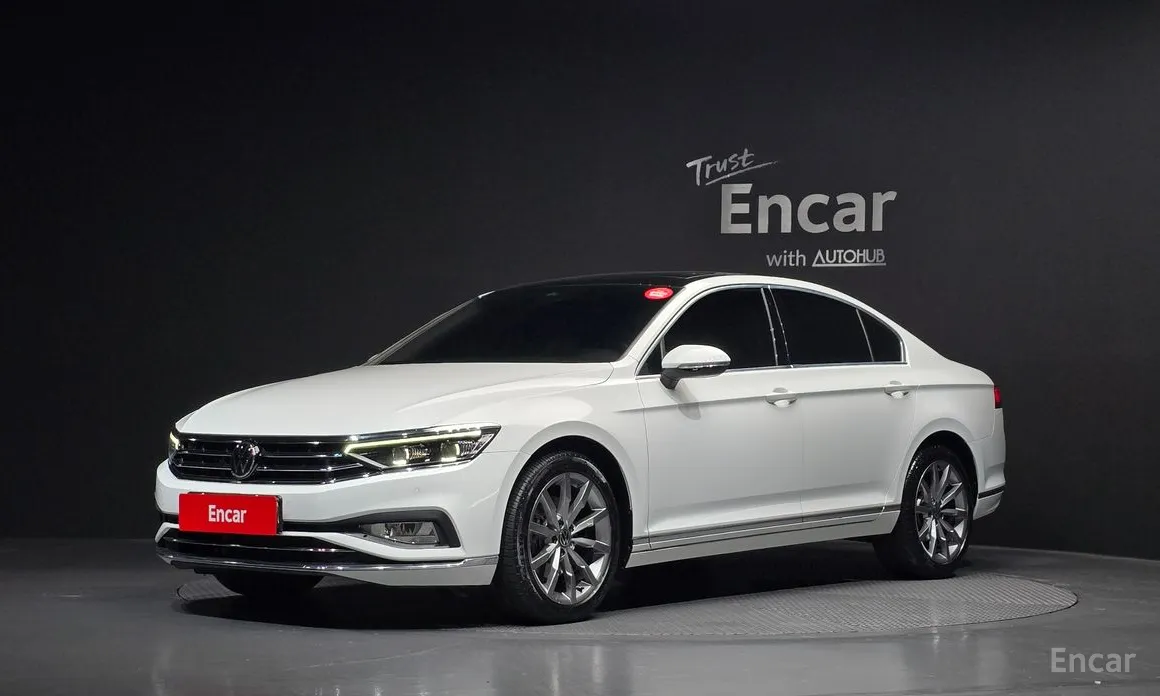 Фото 1 - Volkswagen Passat