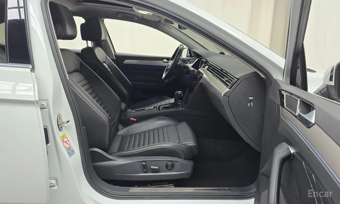 Фото 11 - Volkswagen Passat