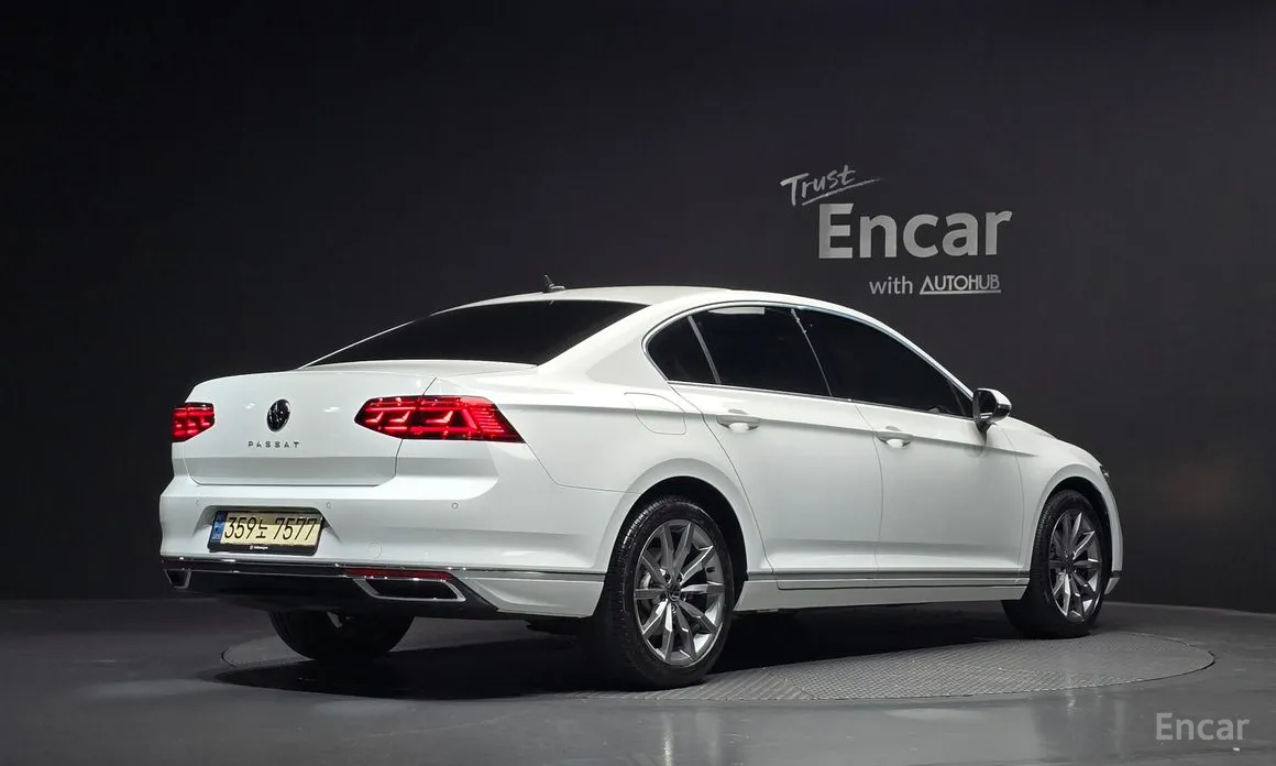 Фото 2 - Volkswagen Passat