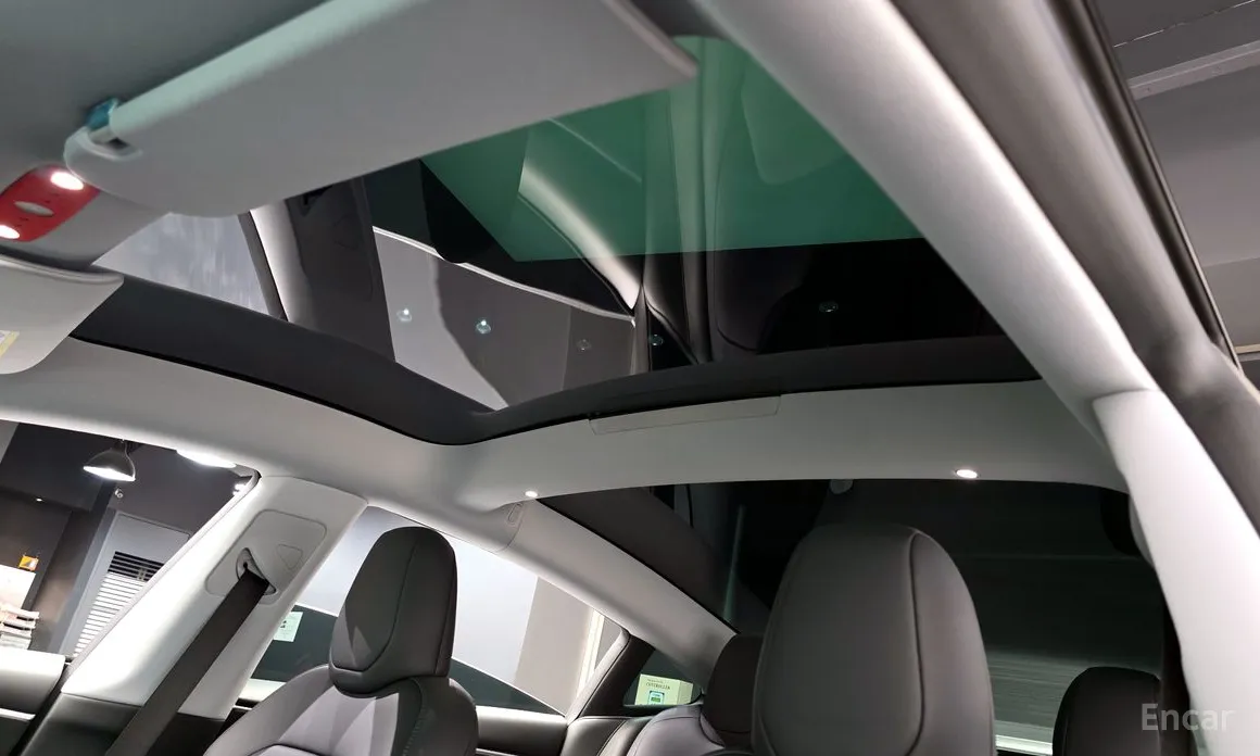 Фото 16 - Tesla Model 3