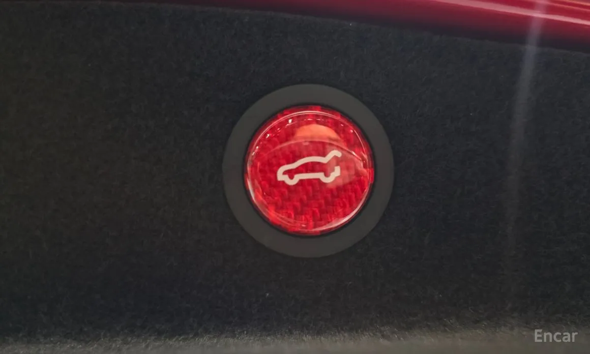 Фото 20 - Tesla Model 3