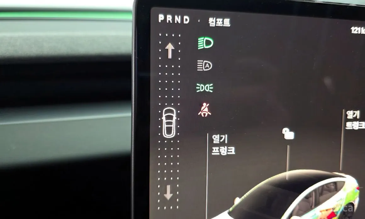 Фото 9 - Tesla Model 3