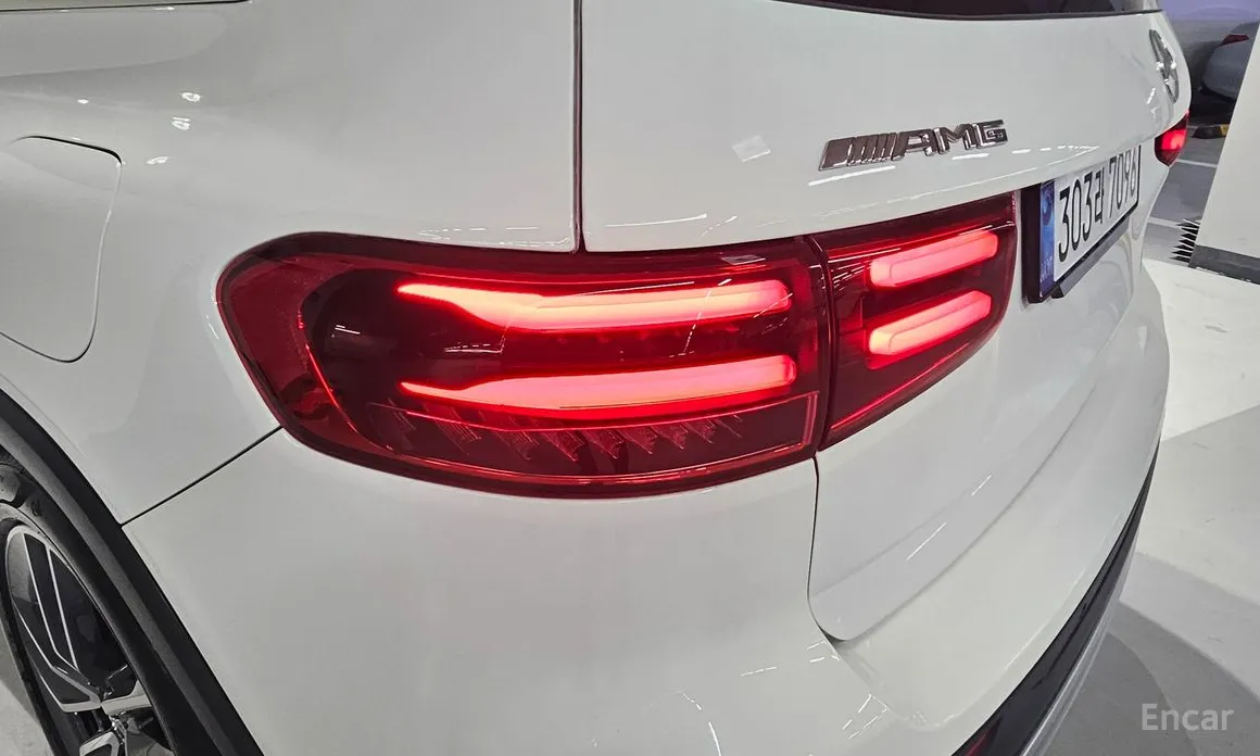Mercedes-Benz GLB-Class 2020 AMG GLB35 4MATIC