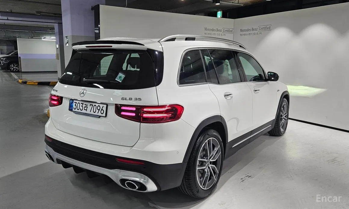Mercedes-Benz GLB-Class 2020 AMG GLB35 4MATIC