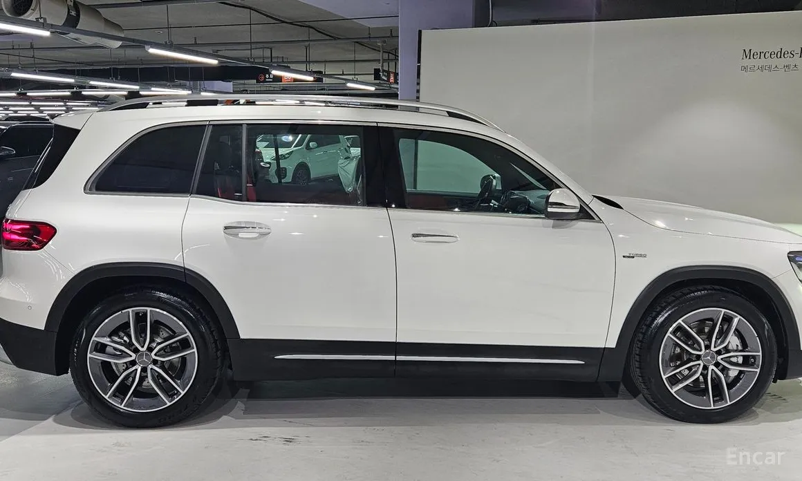 Mercedes-Benz GLB-Class 2020 AMG GLB35 4MATIC