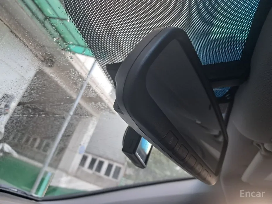 Photo 11 - Hyundai Sonata