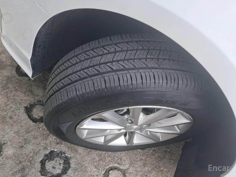 Photo 18 - Hyundai Sonata