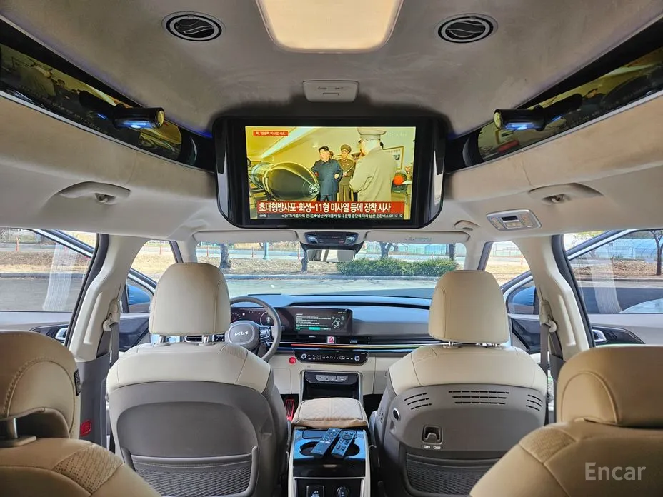 Фото 10 - Kia Carnival