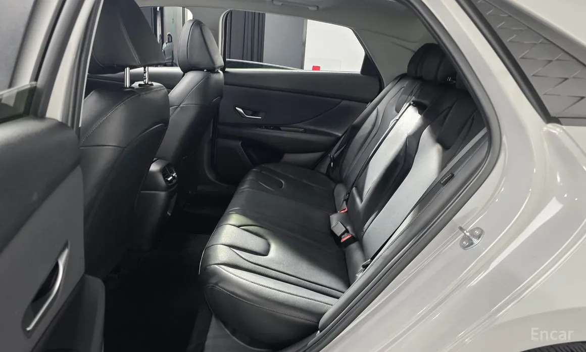 Hyundai Avante 2023 1.6