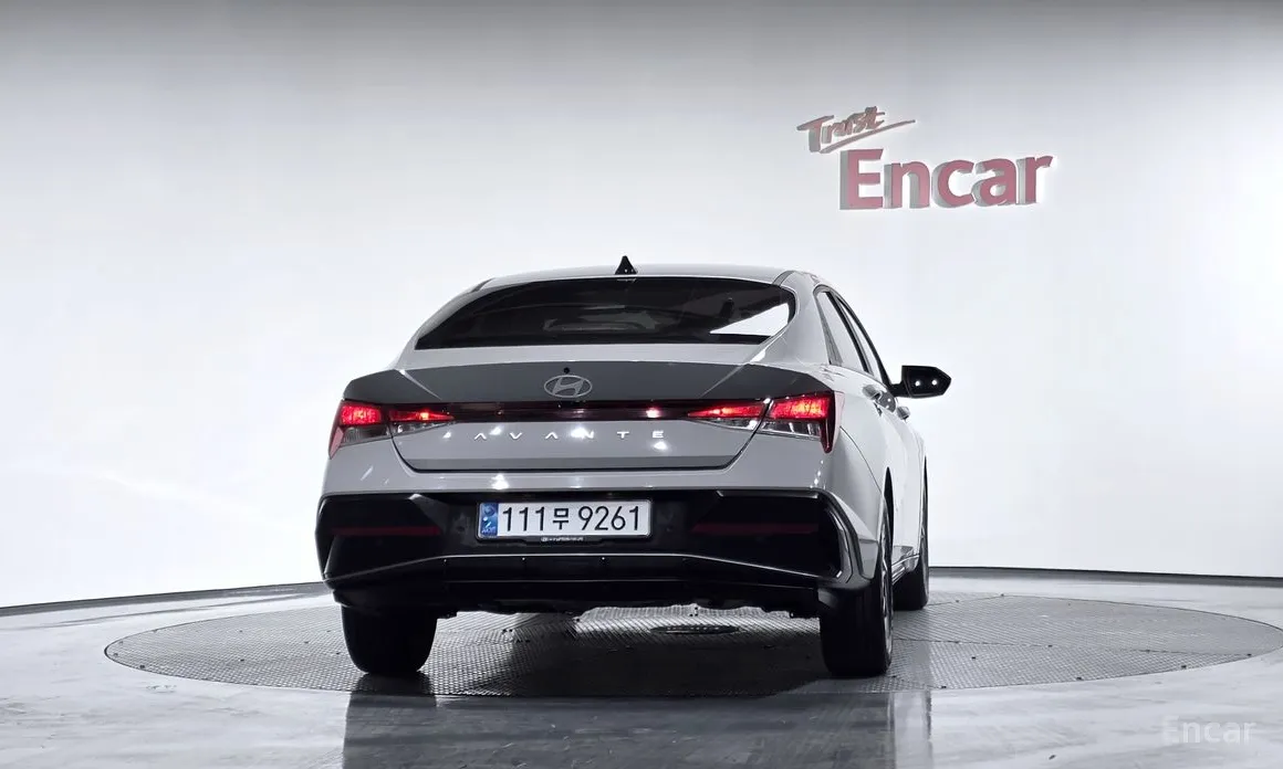Hyundai Avante 2023 1.6
