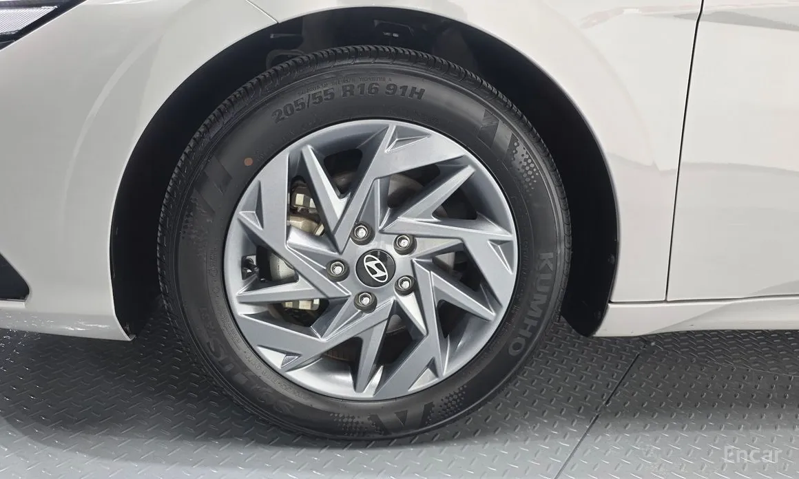 Hyundai Avante 2023 1.6