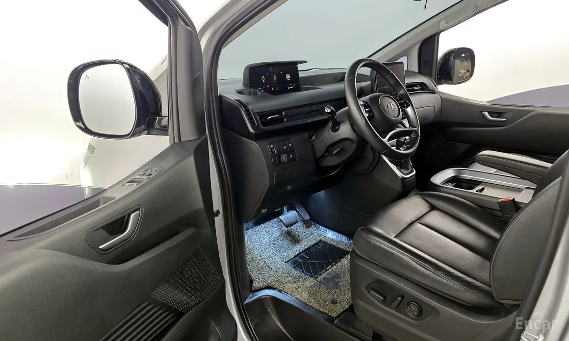 Фото 10 - Hyundai Staria