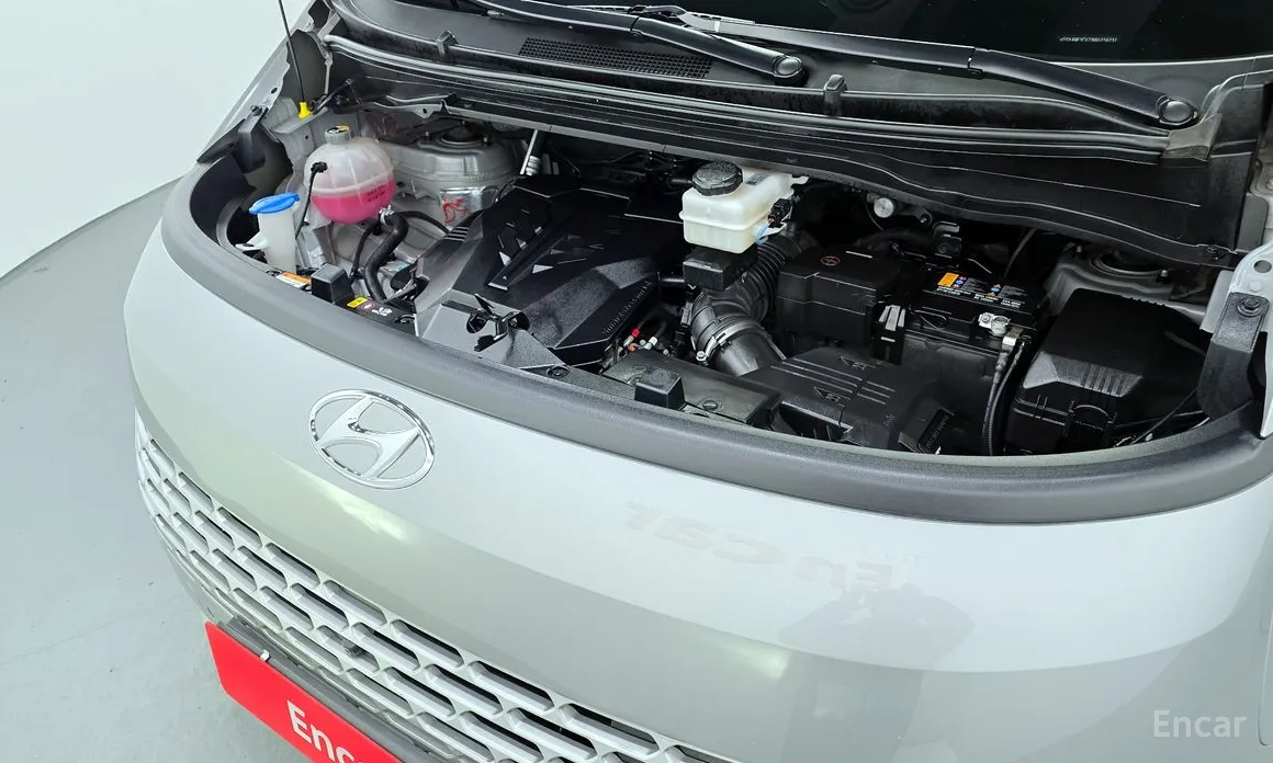 Фото 6 - Hyundai Staria