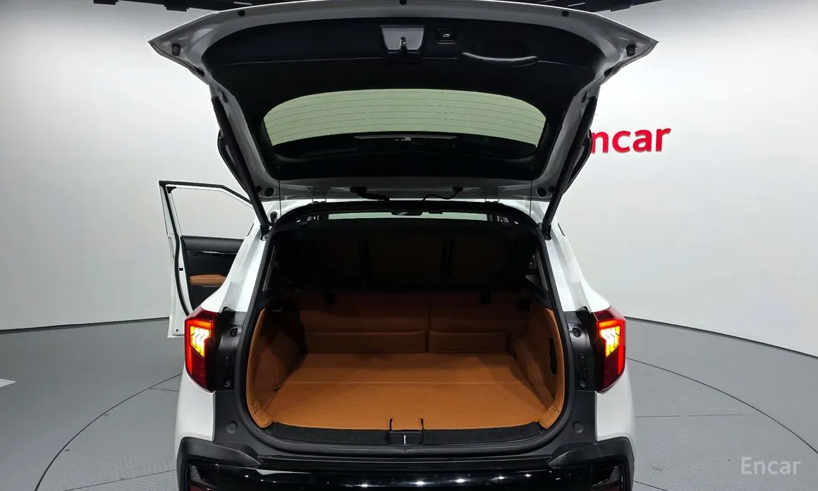 Фото 19 - Kia Seltos