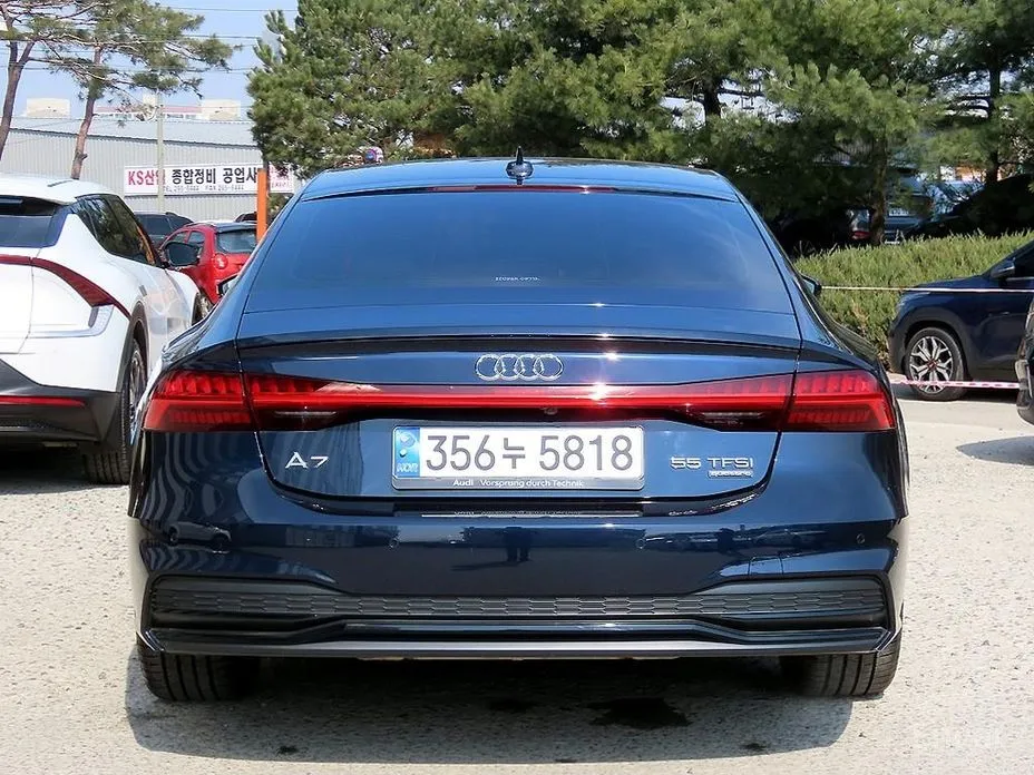 Фото 3 - Audi A7
