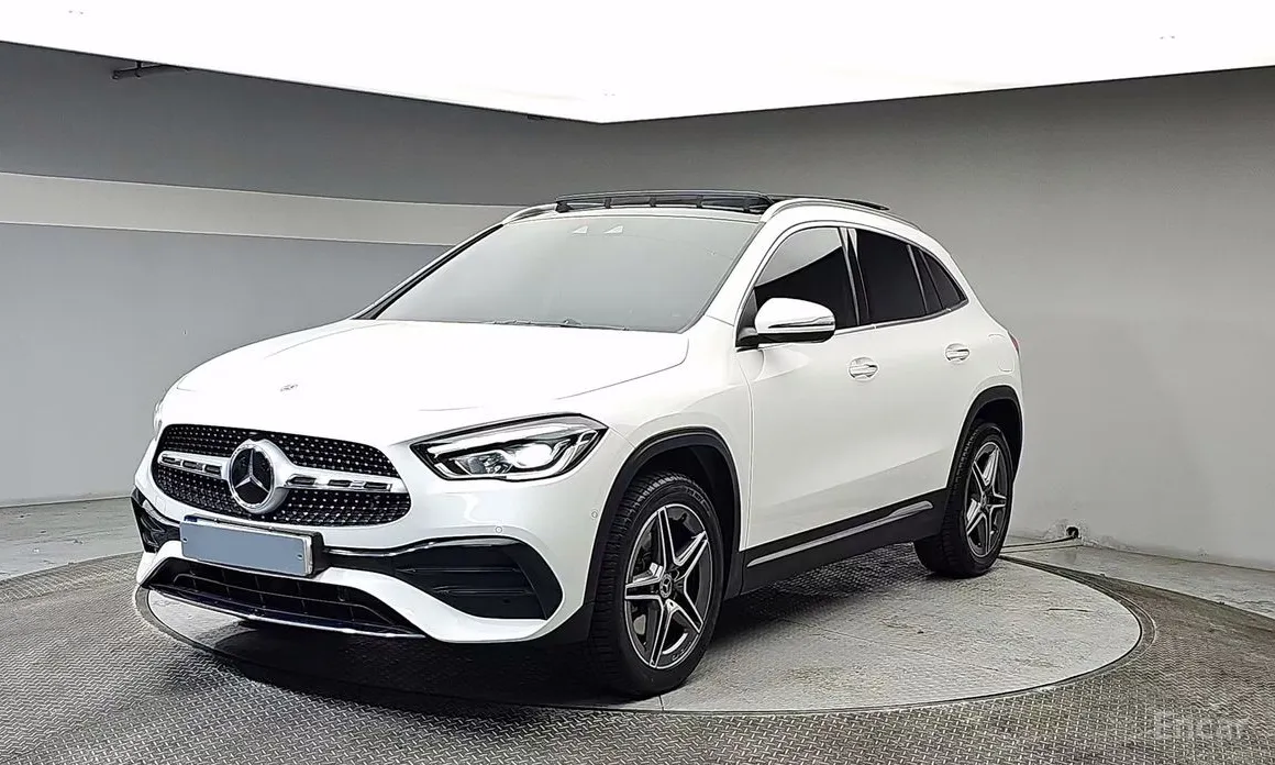 Фото 1 - Mercedes-Benz GLA-Class