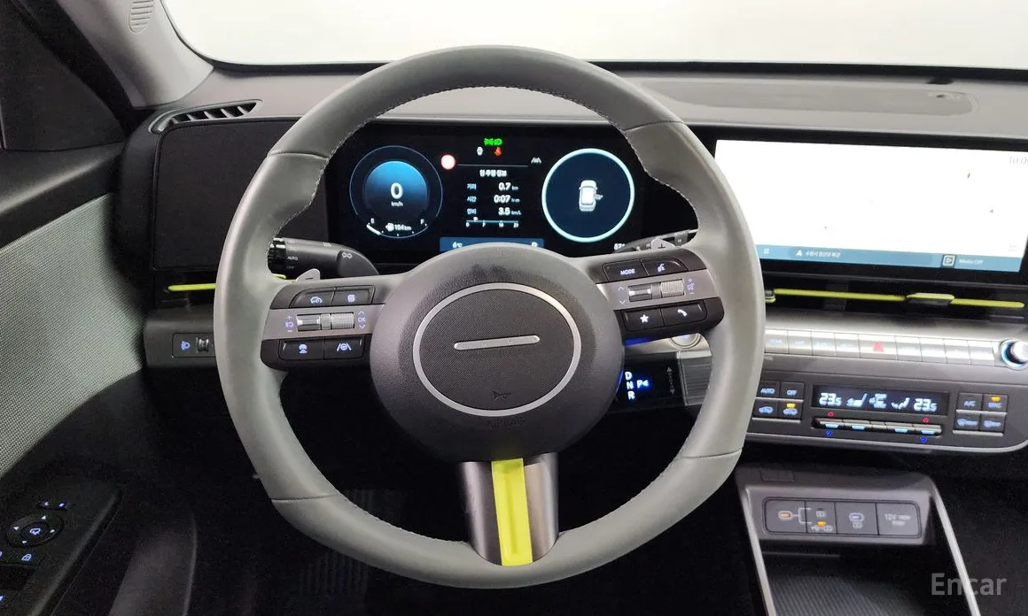 Фото 13 - Hyundai Kona