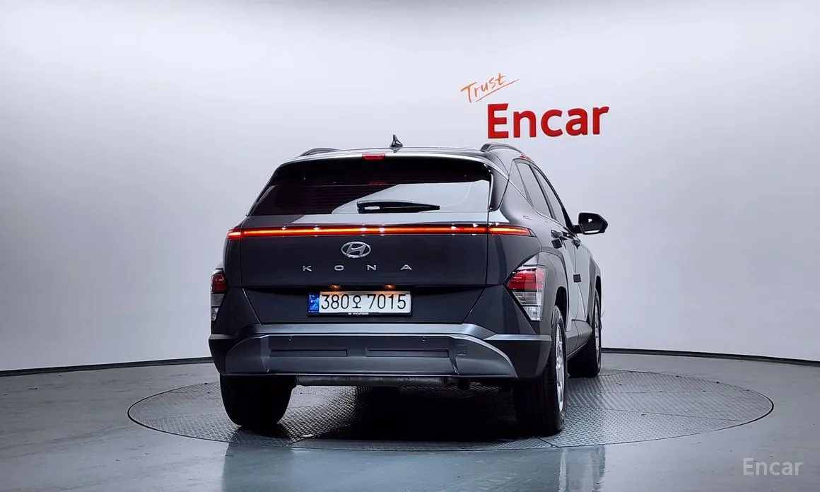 Фото 4 - Hyundai Kona