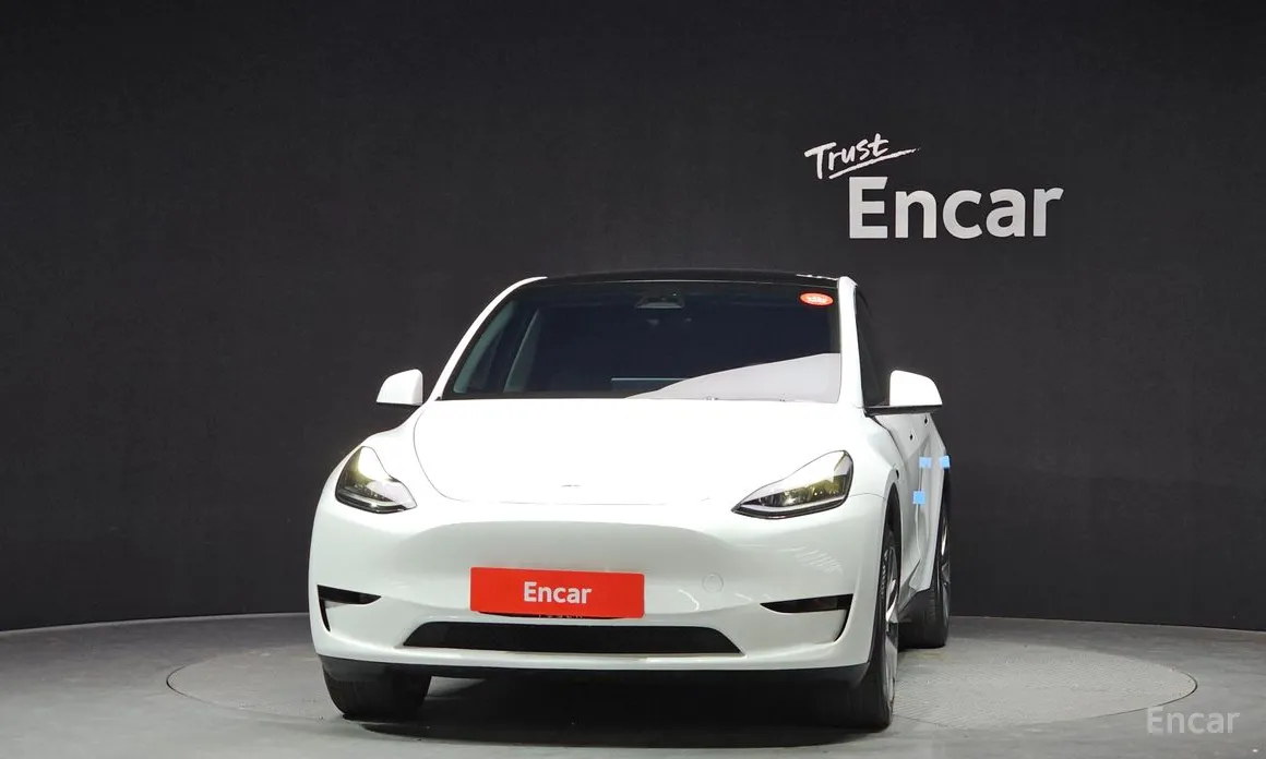 Фото 3 - Tesla Model Y