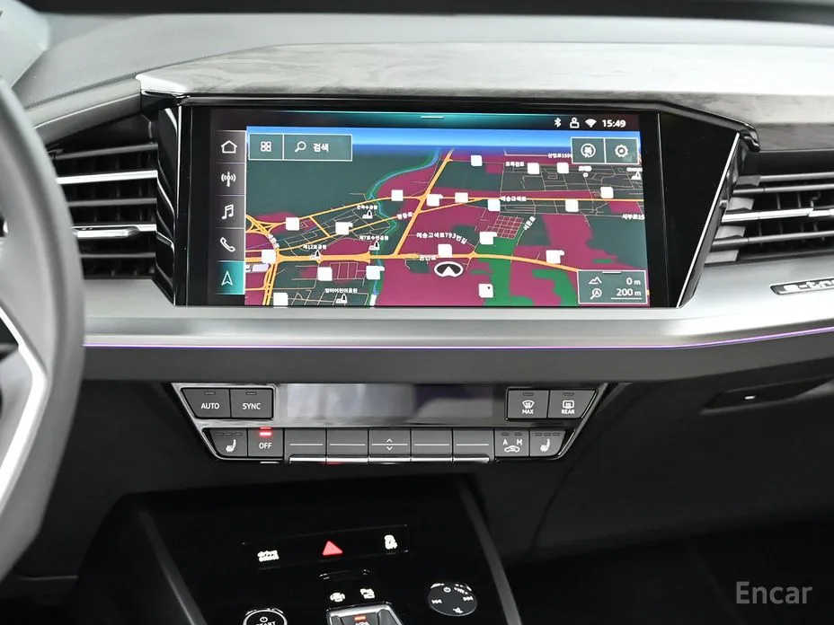 Фото 14 - Audi Q4 e-tron