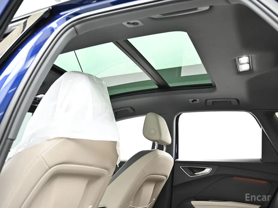 Фото 19 - Audi Q4 e-tron