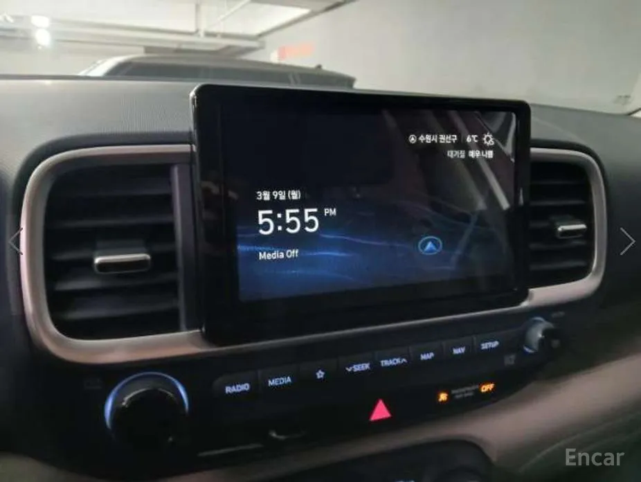 Фото 13 - Hyundai Venue