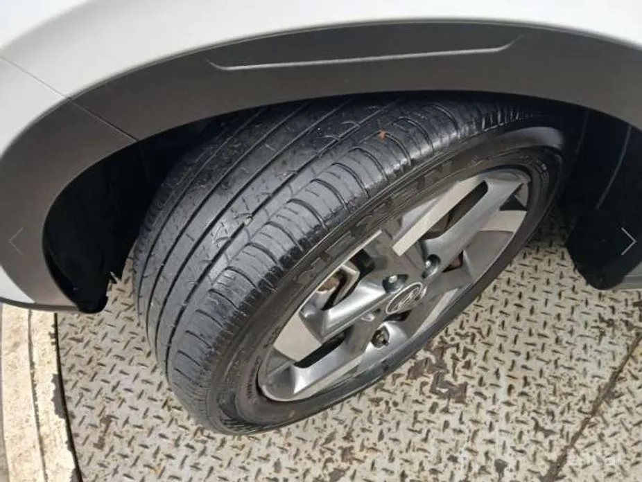 Фото 20 - Hyundai Venue