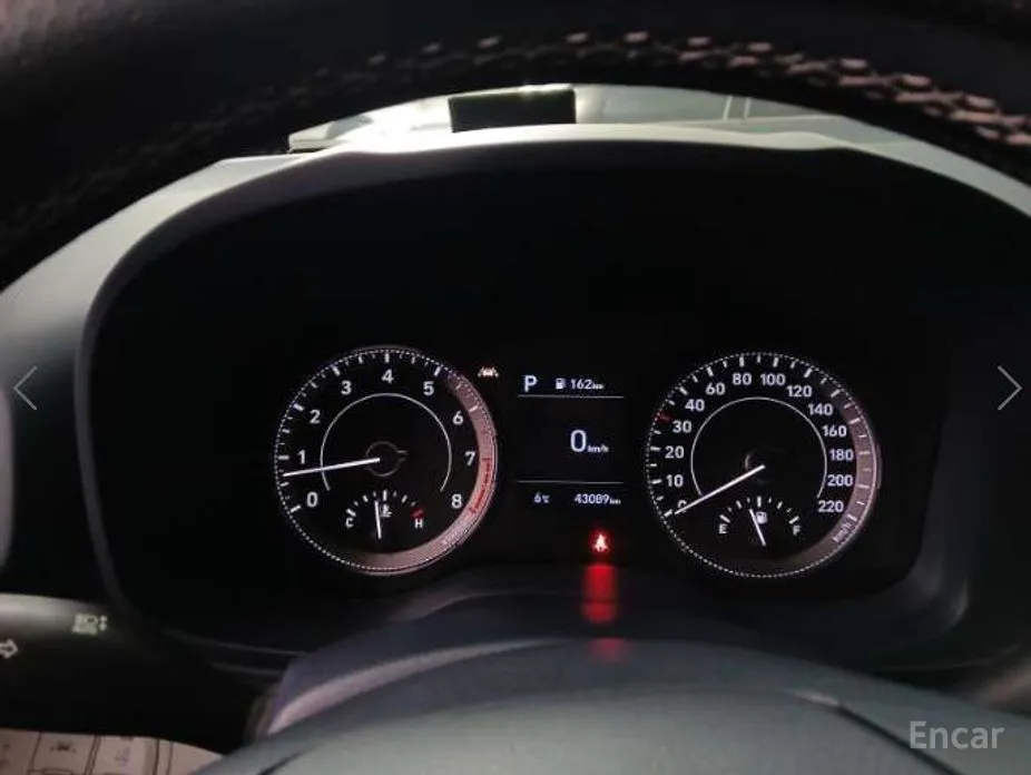 Фото 9 - Hyundai Venue