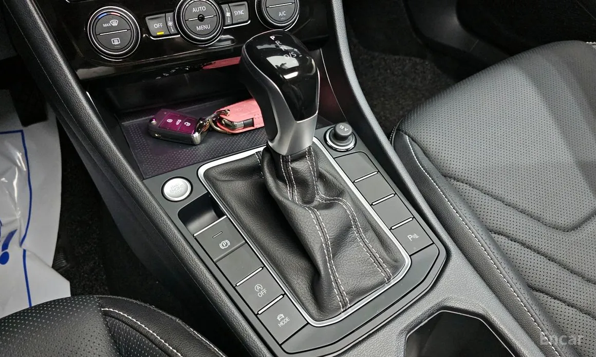 Photo 9 - Volkswagen Jetta