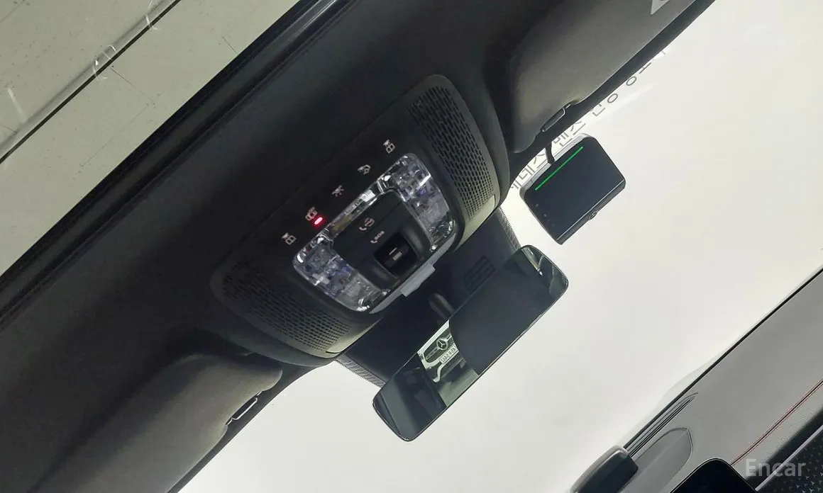 Фото 17 - Mercedes-Benz EQB