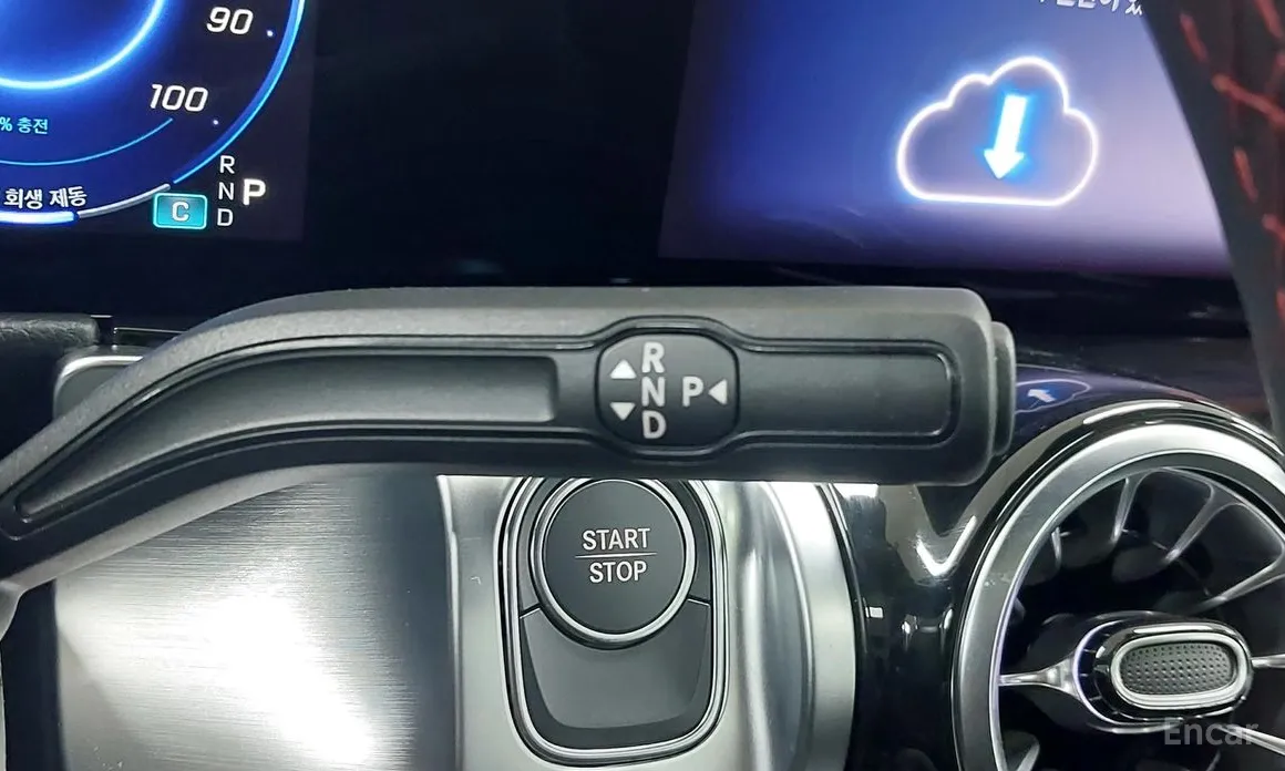 Фото 19 - Mercedes-Benz EQB