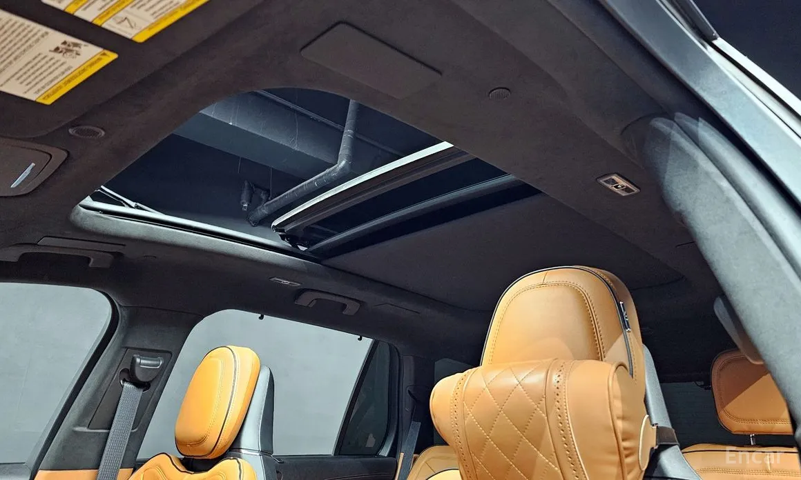 Фото 18 - Lincoln Aviator