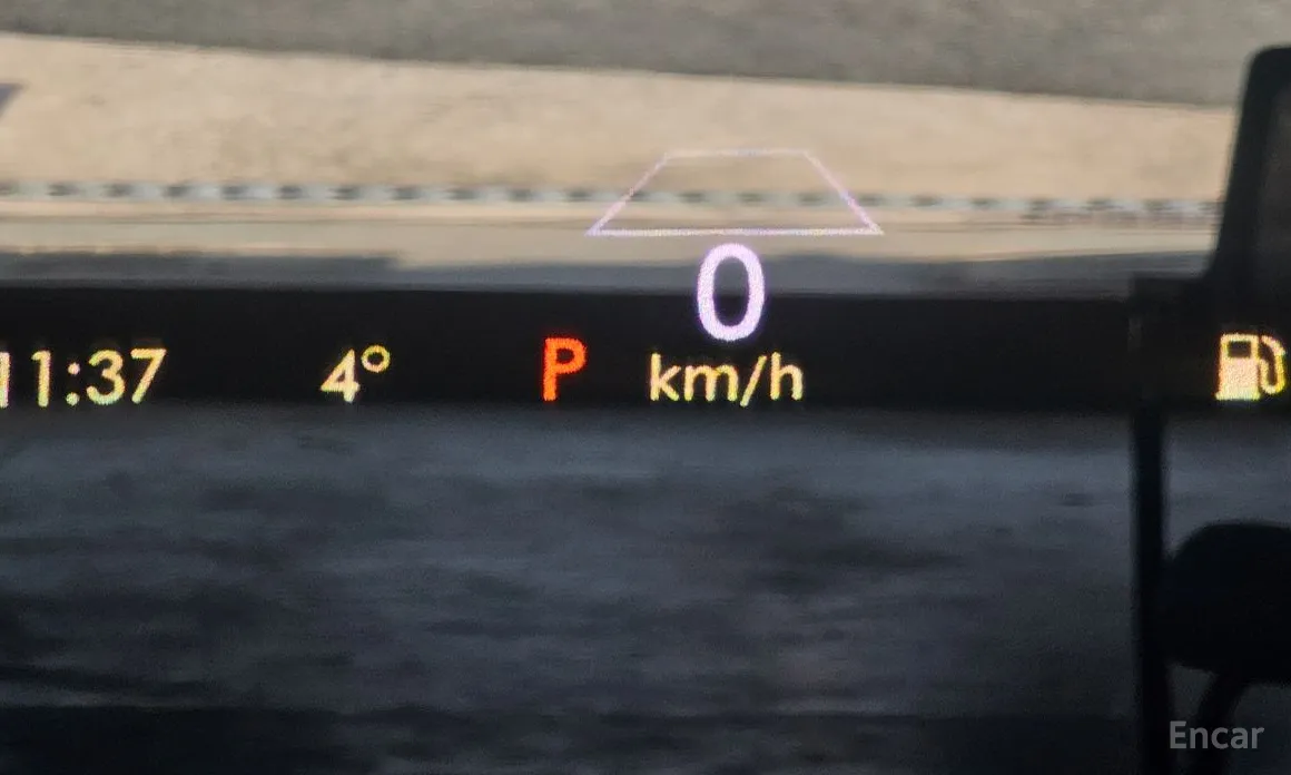 Фото 19 - Lincoln Aviator