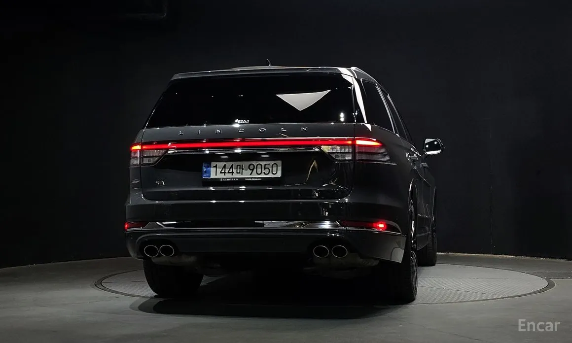 Фото 4 - Lincoln Aviator