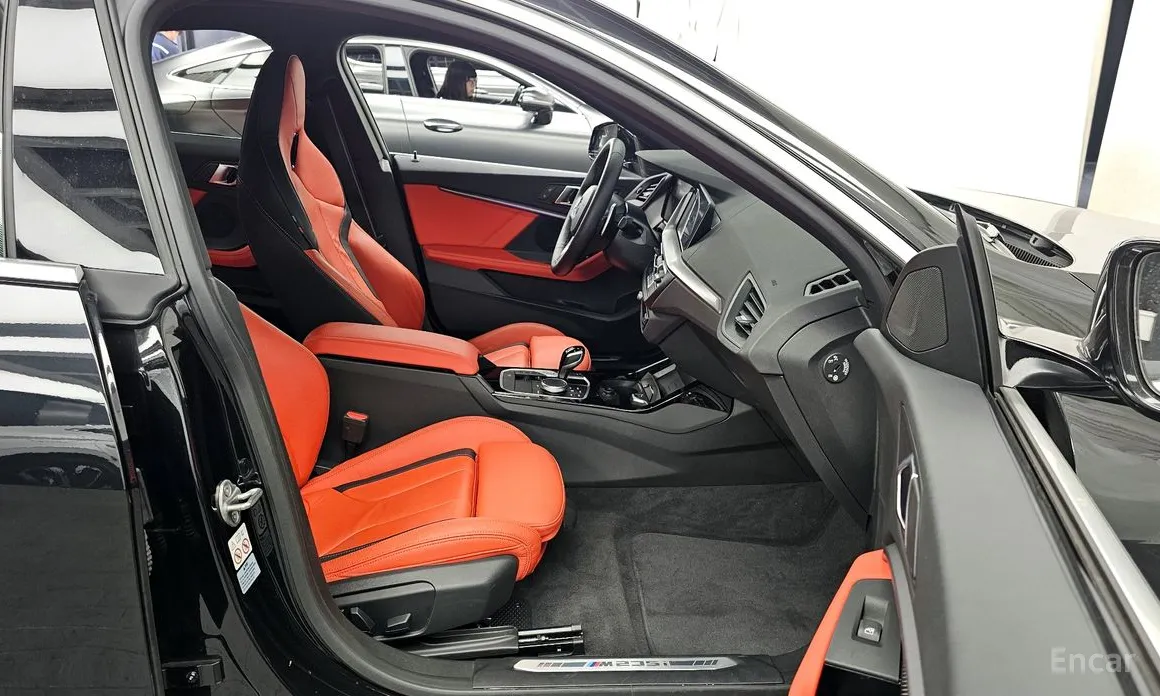 Фото 11 - BMW 2 Series