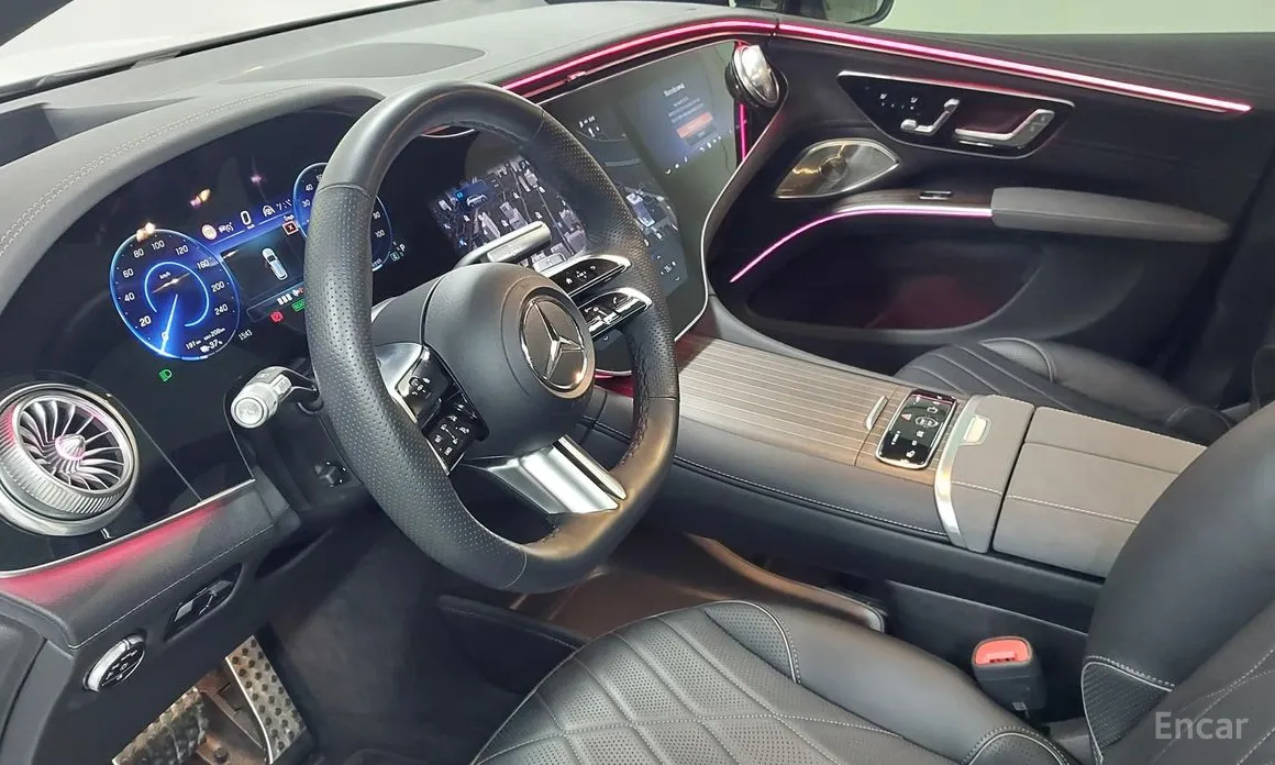 Фото 14 - Mercedes-Benz EQS