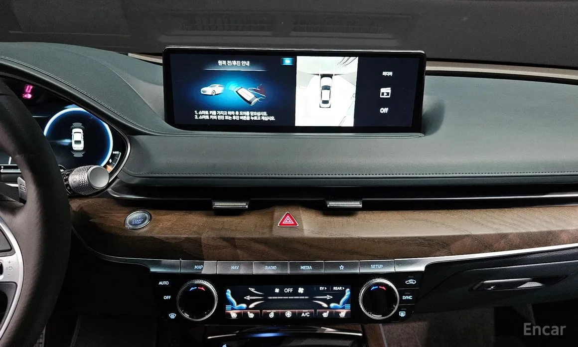 Фото 15 - Genesis G80