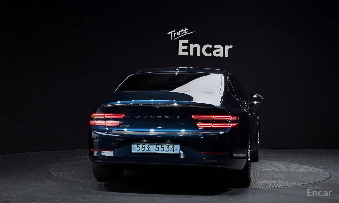 Фото 4 - Genesis G80