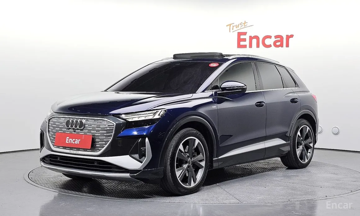 Фото 1 - Audi Q4 e-tron