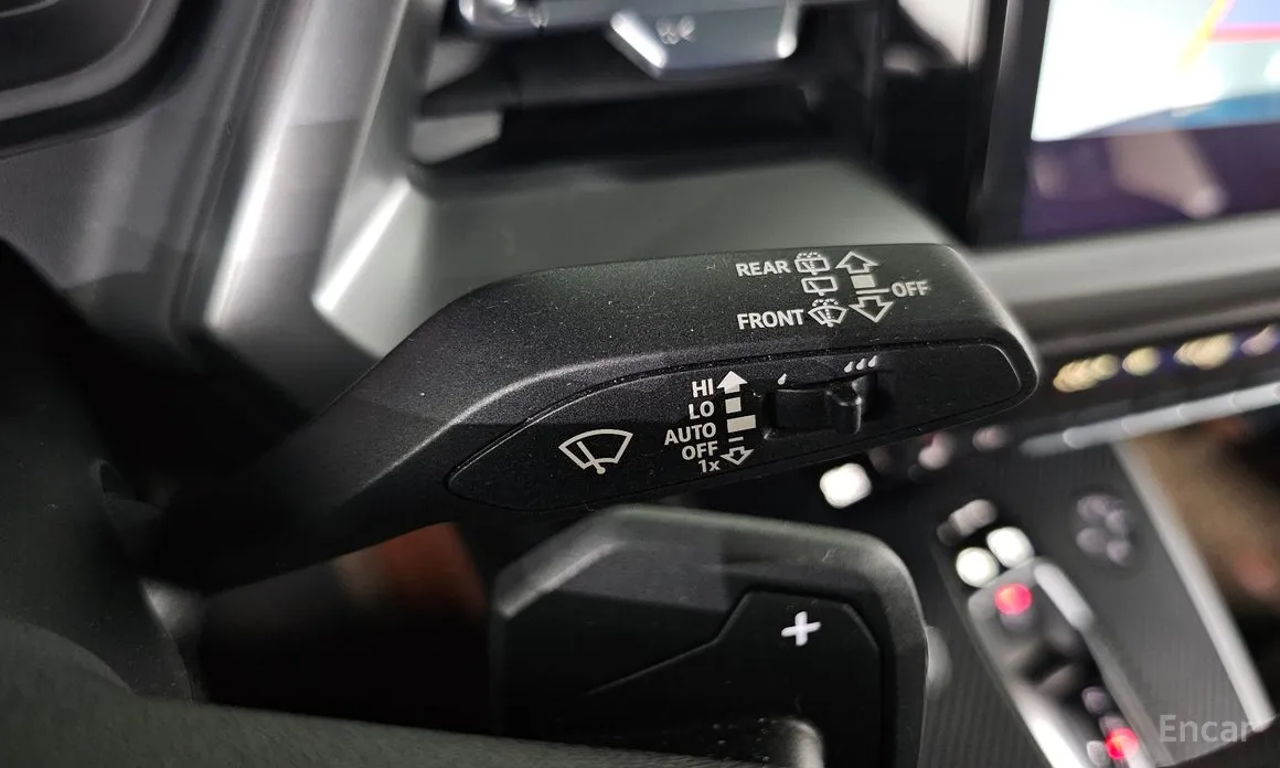 Фото 16 - Audi Q4 e-tron