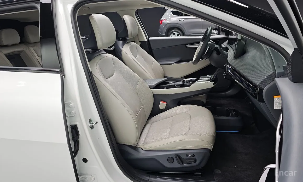 Фото 10 - Kia EV6