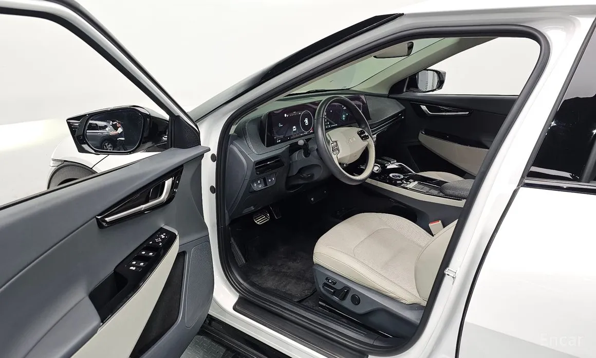 Фото 11 - Kia EV6