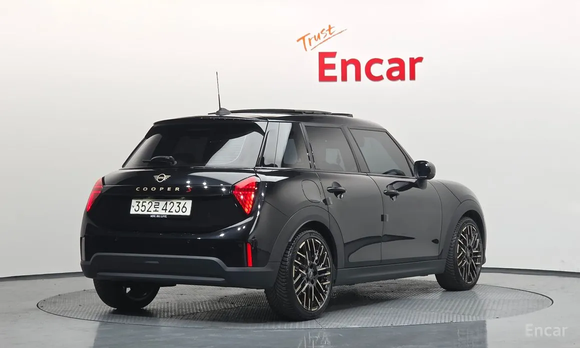 Фото 7 - Mini Cooper